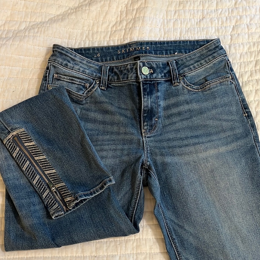 White House Black Market Skimmer Jeans